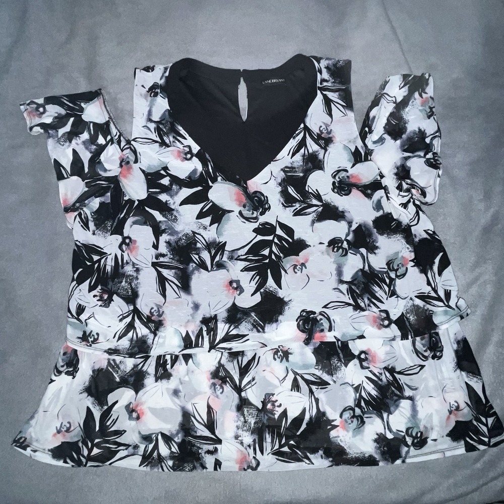 Women's Lane Bryant Floral Black‎ White Pink Pullover Blouse Shirt Plus 18/20